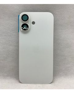 TAMPA TRASEIRA IPHONE 16 (FURO MAIOR) TITÂNIO BRANCO C/LENTE